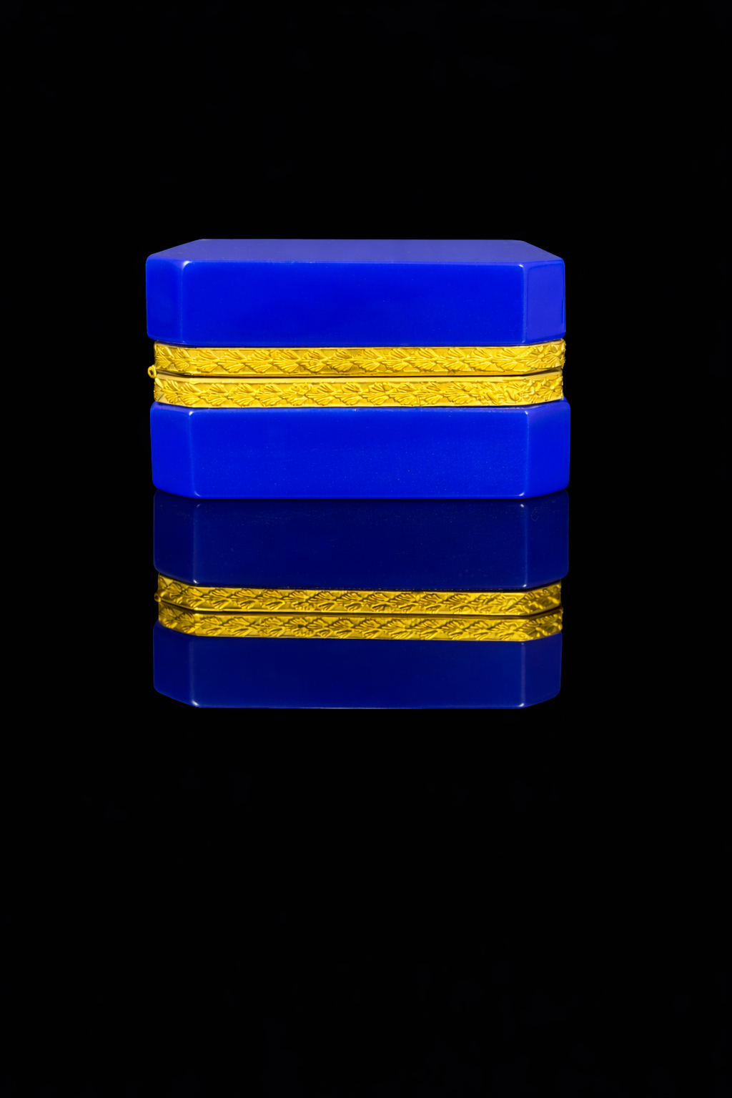 Italian Murano Lapis Blue Opaline Glass Casket