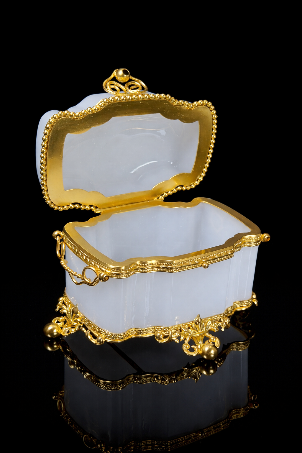 Fine French Opaline & Doré Bronze Casket