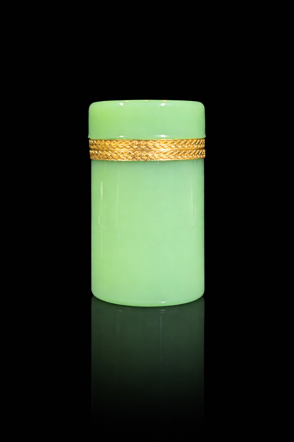 Green Opaline Casket With Doré Bronze