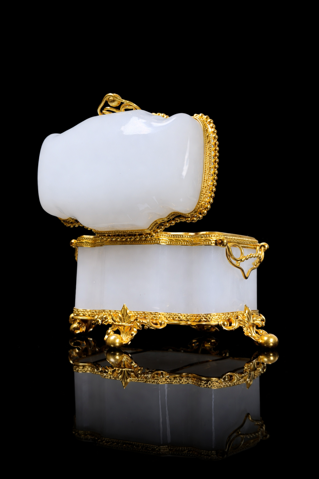 Fine French Opaline & Doré Bronze Casket