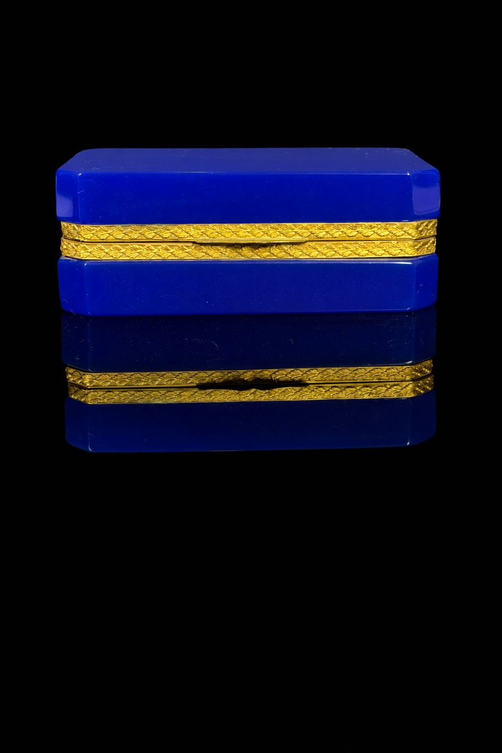 Italian Murano Lapis Blue Opaline Glass Casket