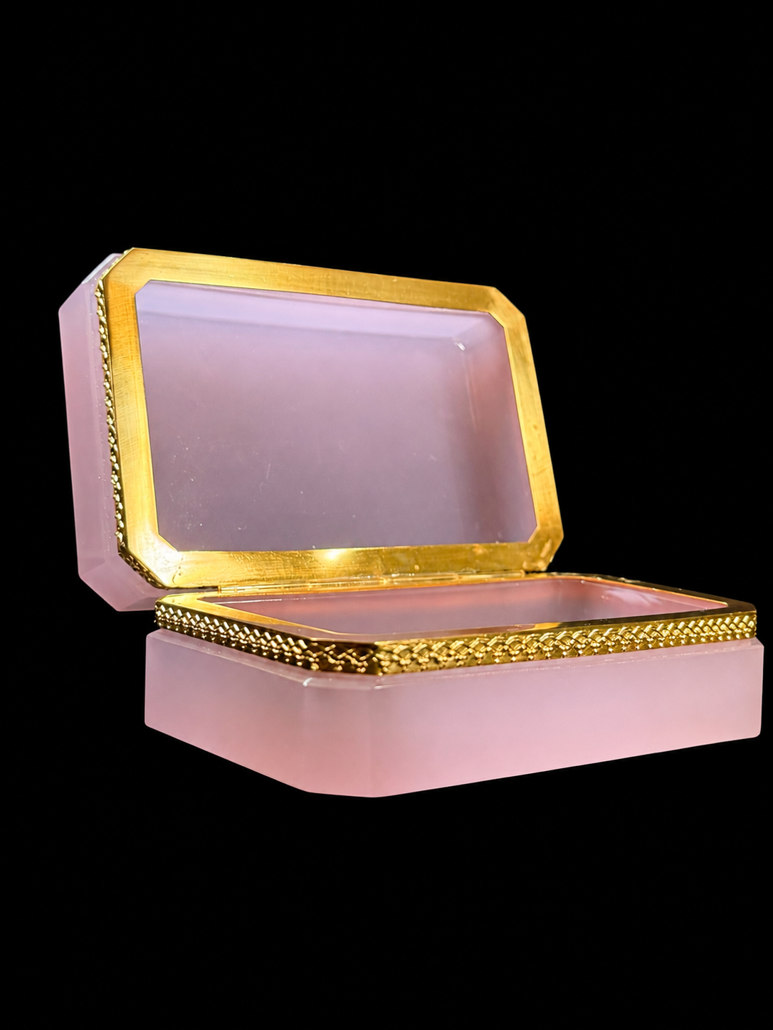 Alexandrite Opaline Glass Casket