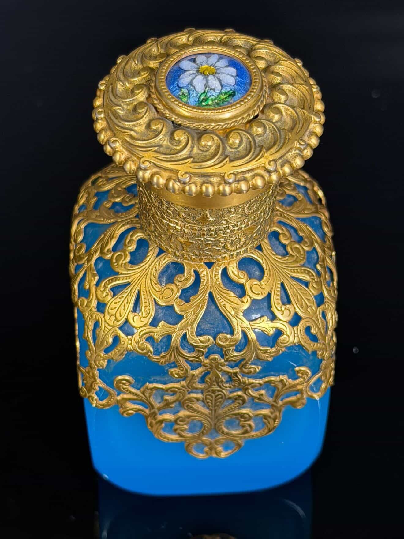 French Royal Palais Opaline Scent Bottle