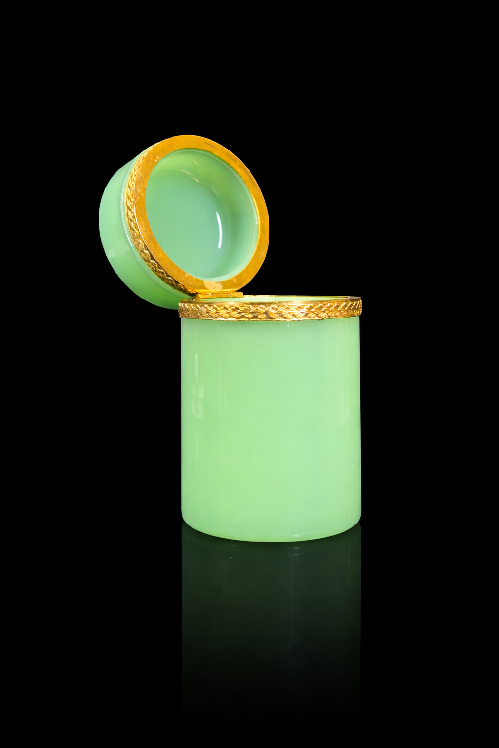 Green Opaline Casket With Doré Bronze